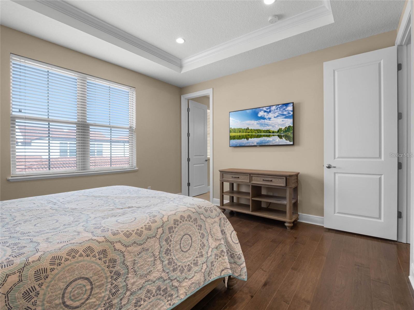 Image 20 of 36 For 8926 Bismarck Palm Drive