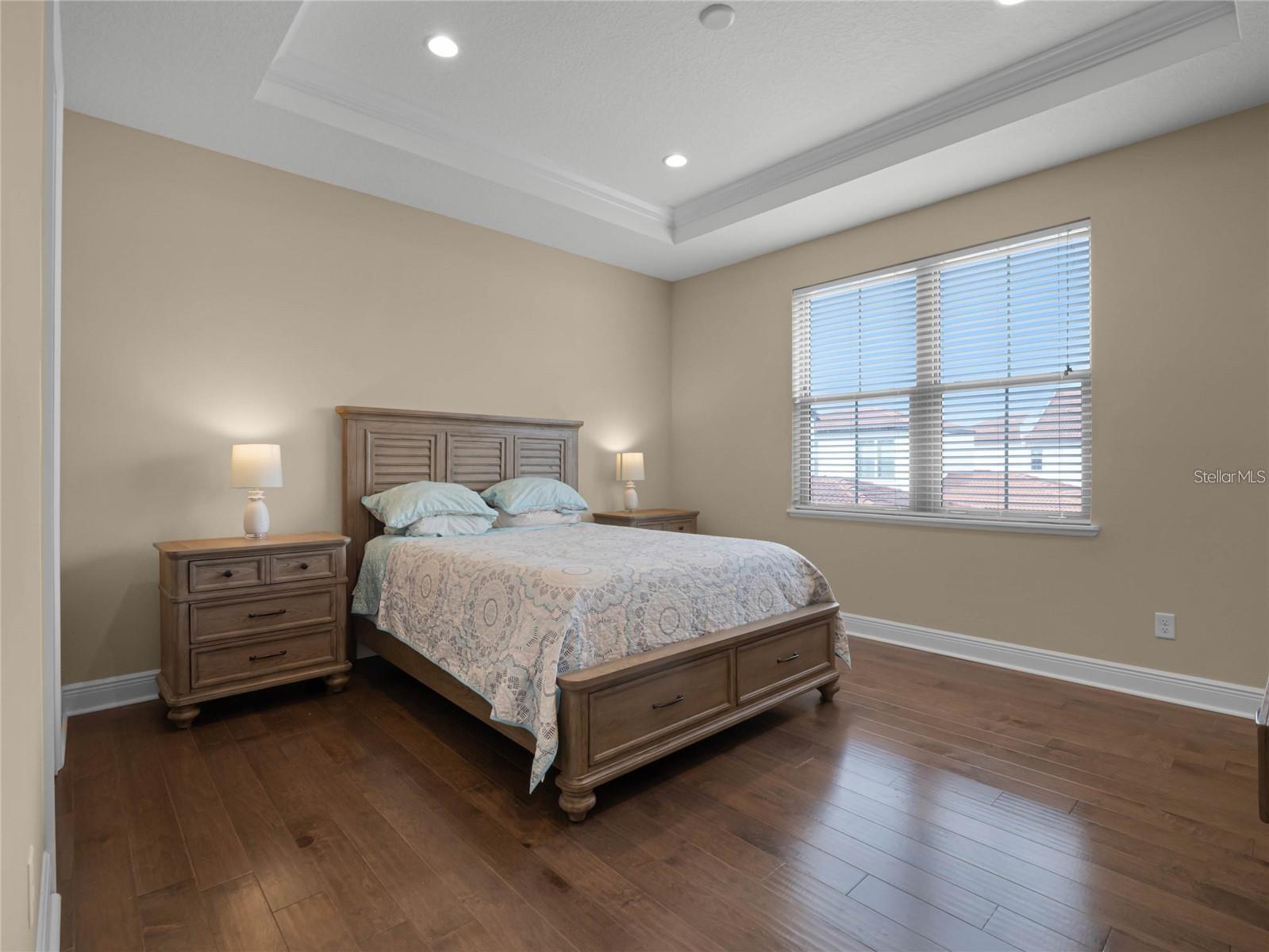 Image 21 of 36 For 8926 Bismarck Palm Drive