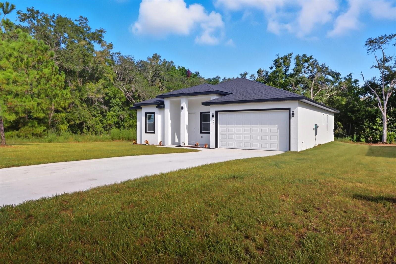 Image 4 of 40 For 3993 Shorewood Dr