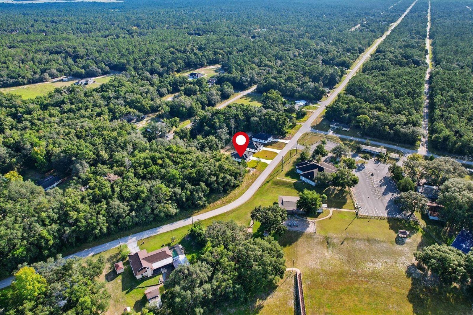 Image 8 of 40 For 3993 Shorewood Dr