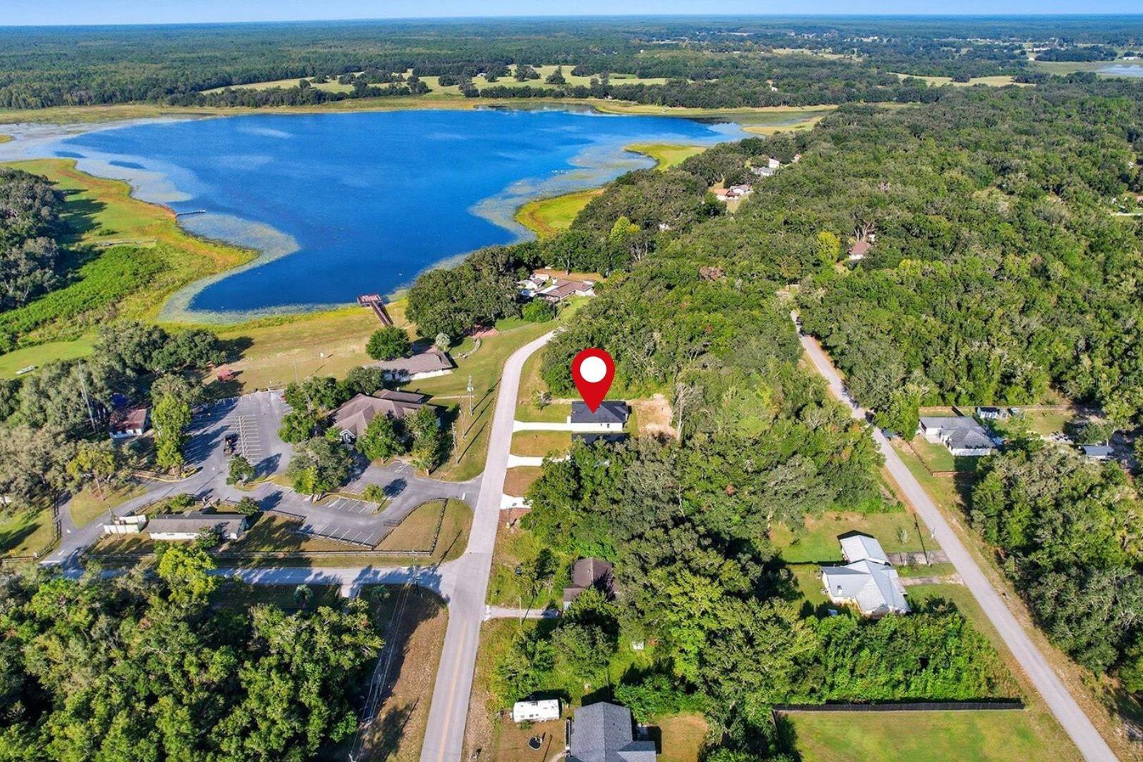 Image 9 of 40 For 3993 Shorewood Dr