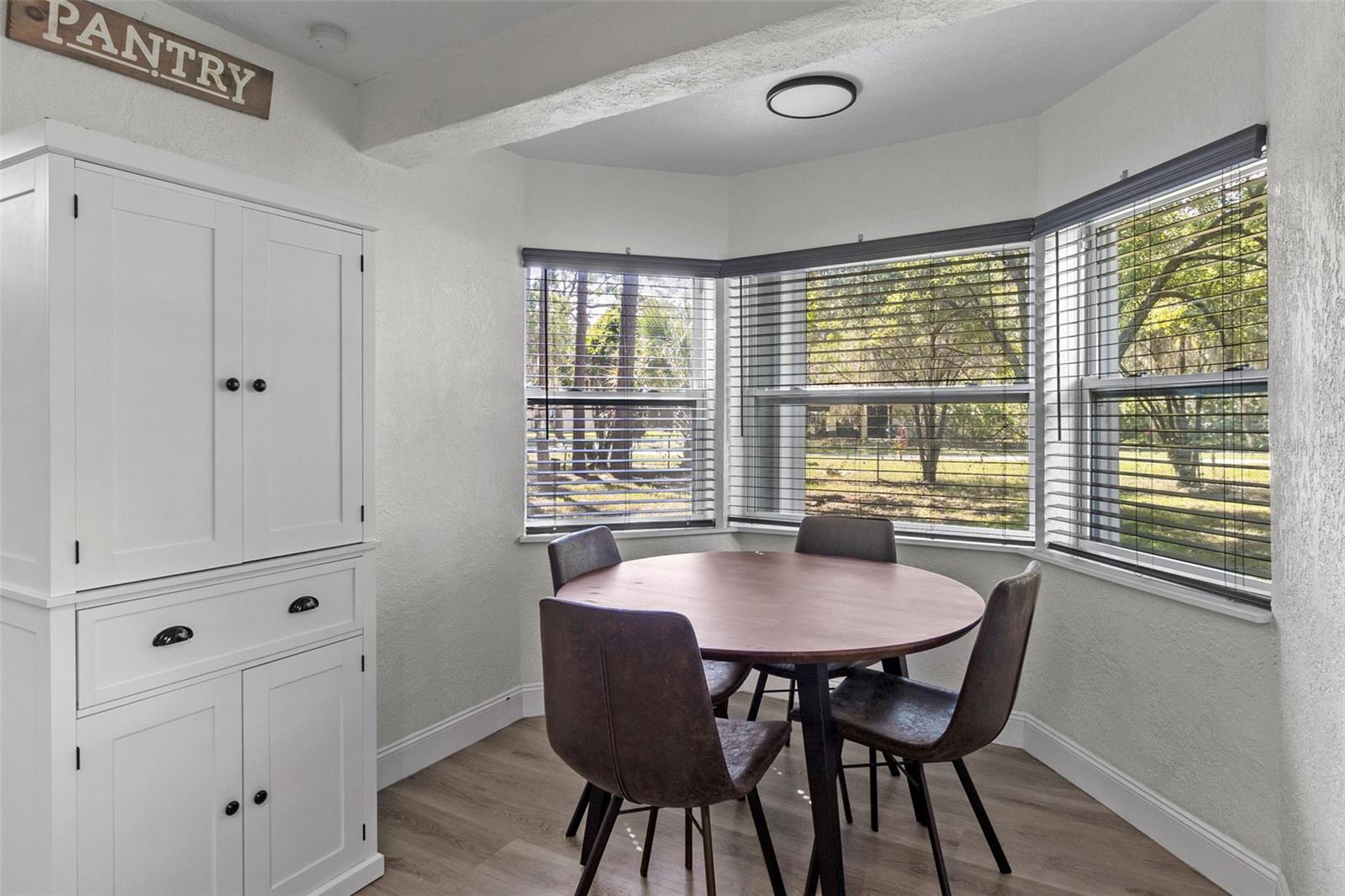 Image 8 of 24 For 4250 Coquina Avenue