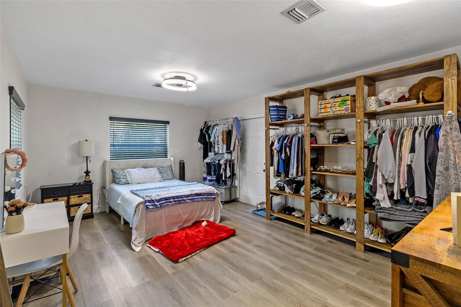 Image 9 of 24 For 4250 Coquina Avenue