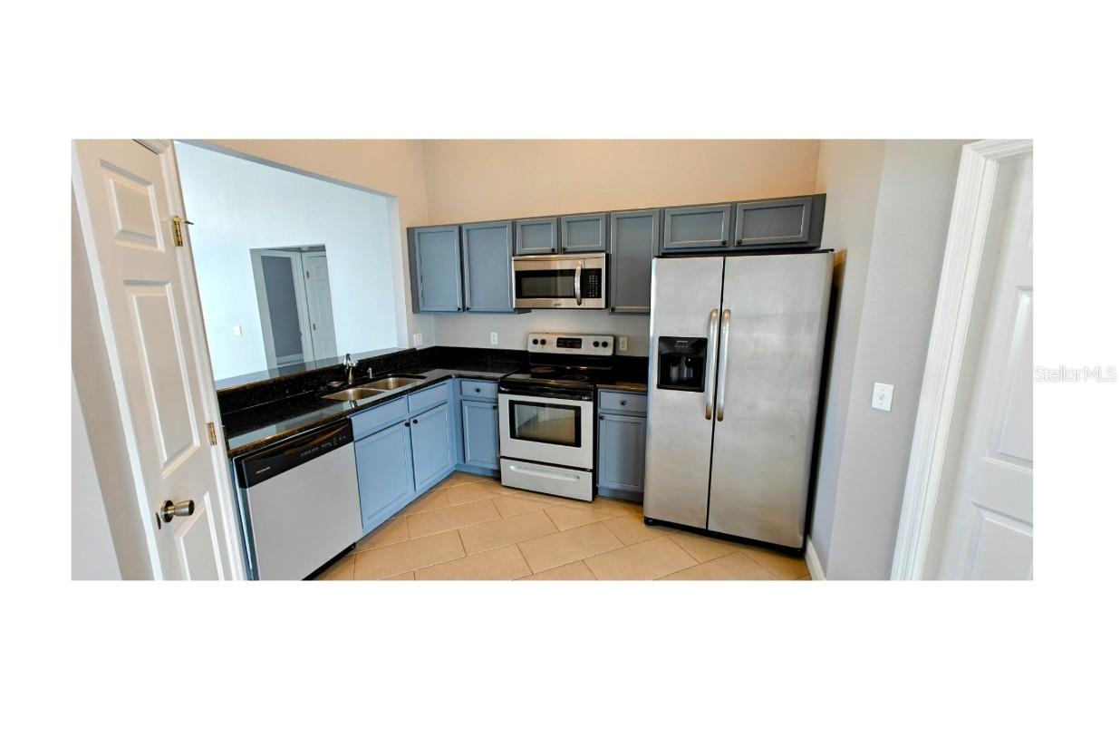 Image 4 of 18 For 122 Glenwood Boulevard