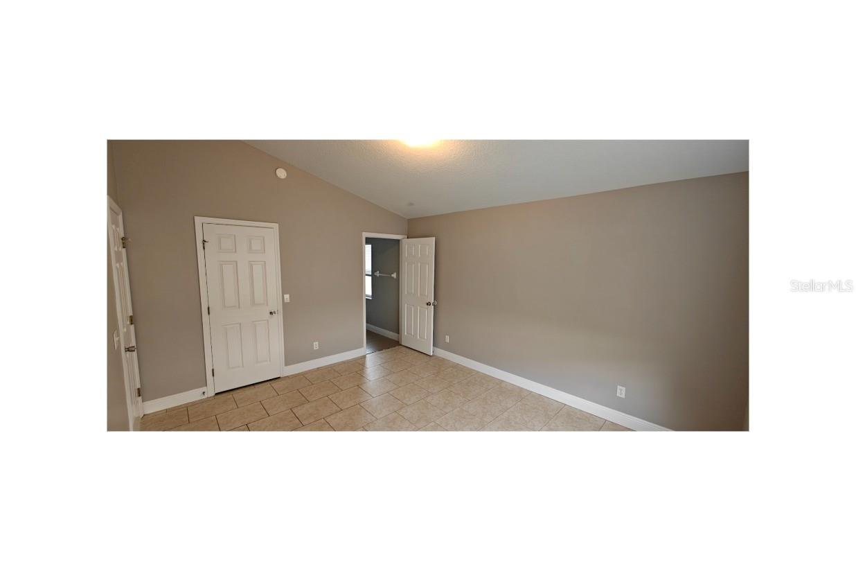 Image 9 of 18 For 122 Glenwood Boulevard