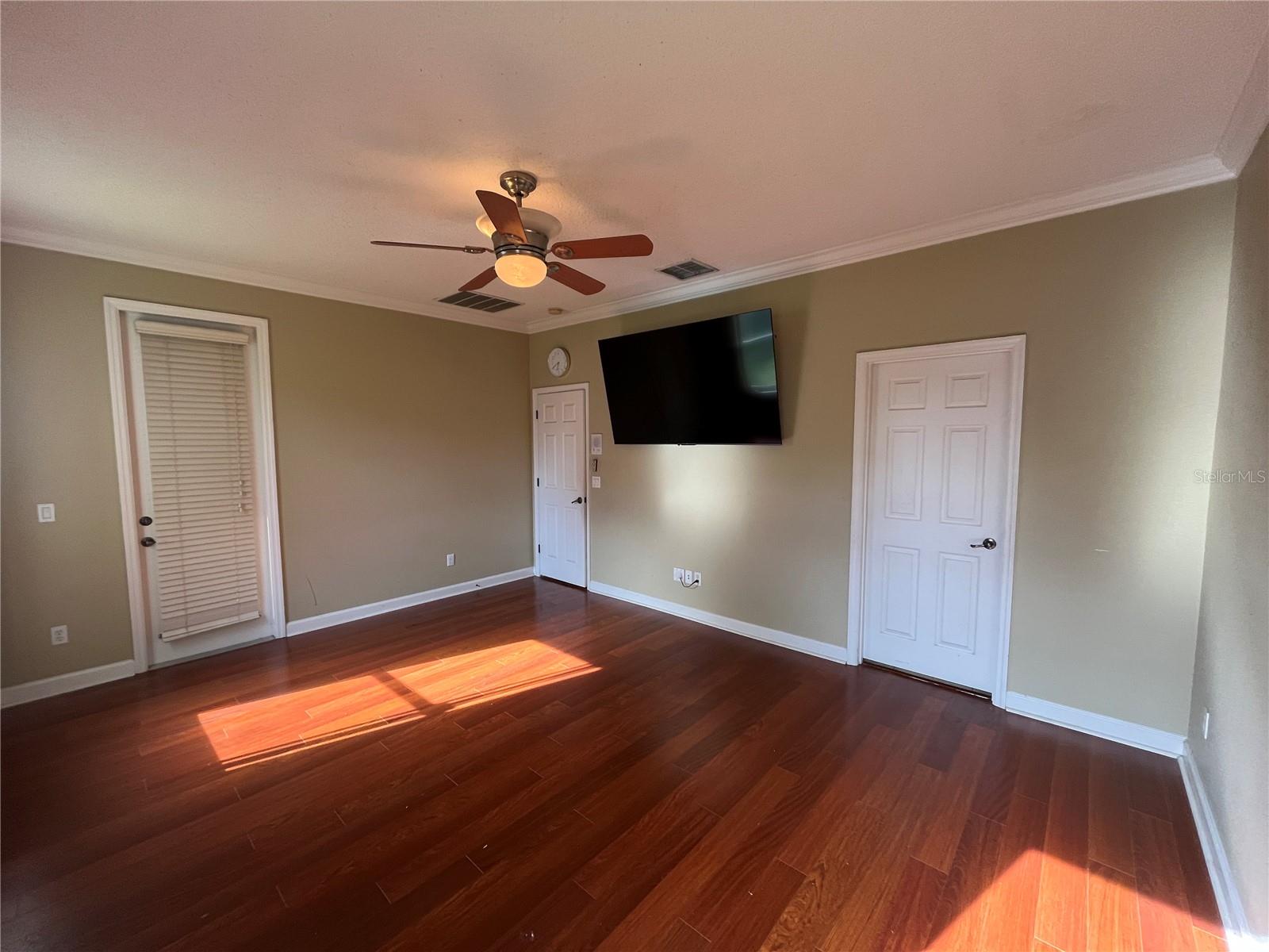 Image 10 of 28 For 2742 Cardassi Drive