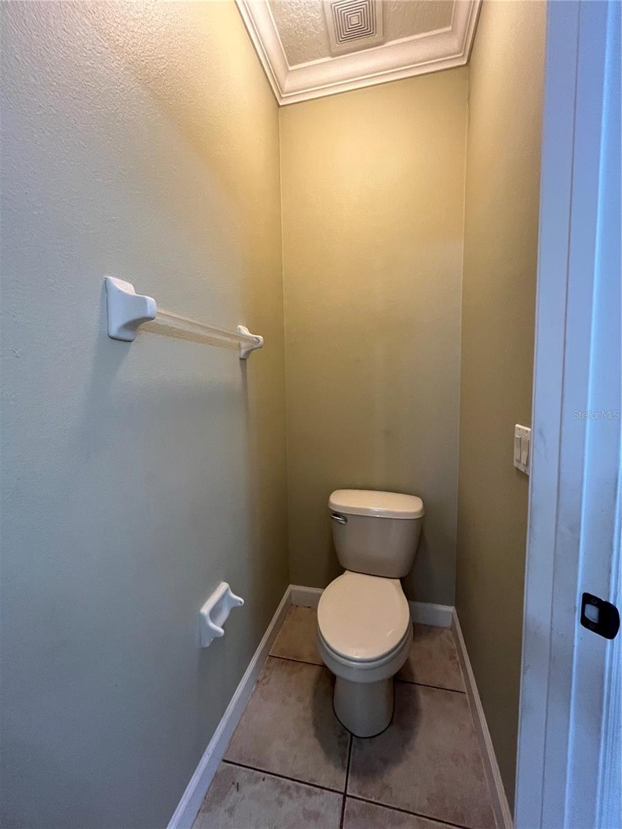 Image 18 of 28 For 2742 Cardassi Drive