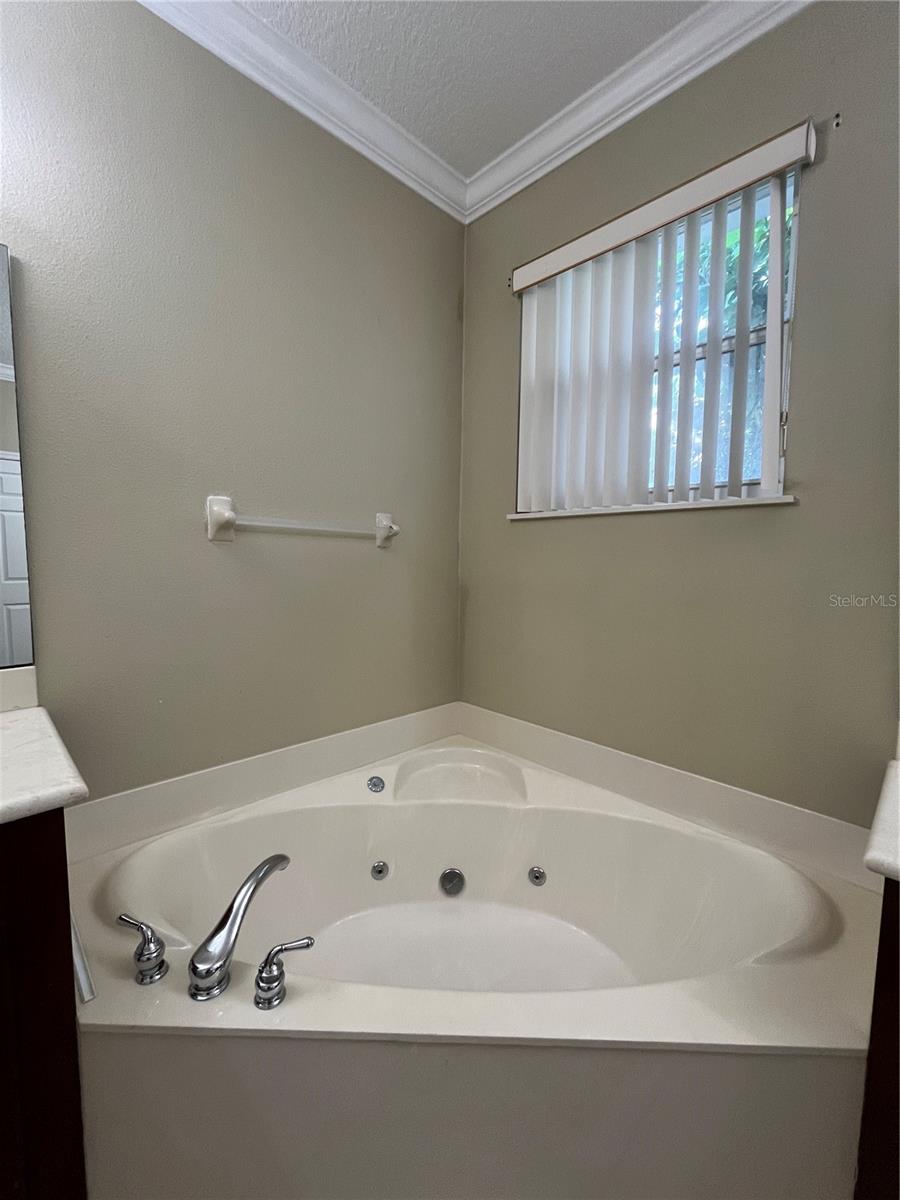 Image 21 of 28 For 2742 Cardassi Drive