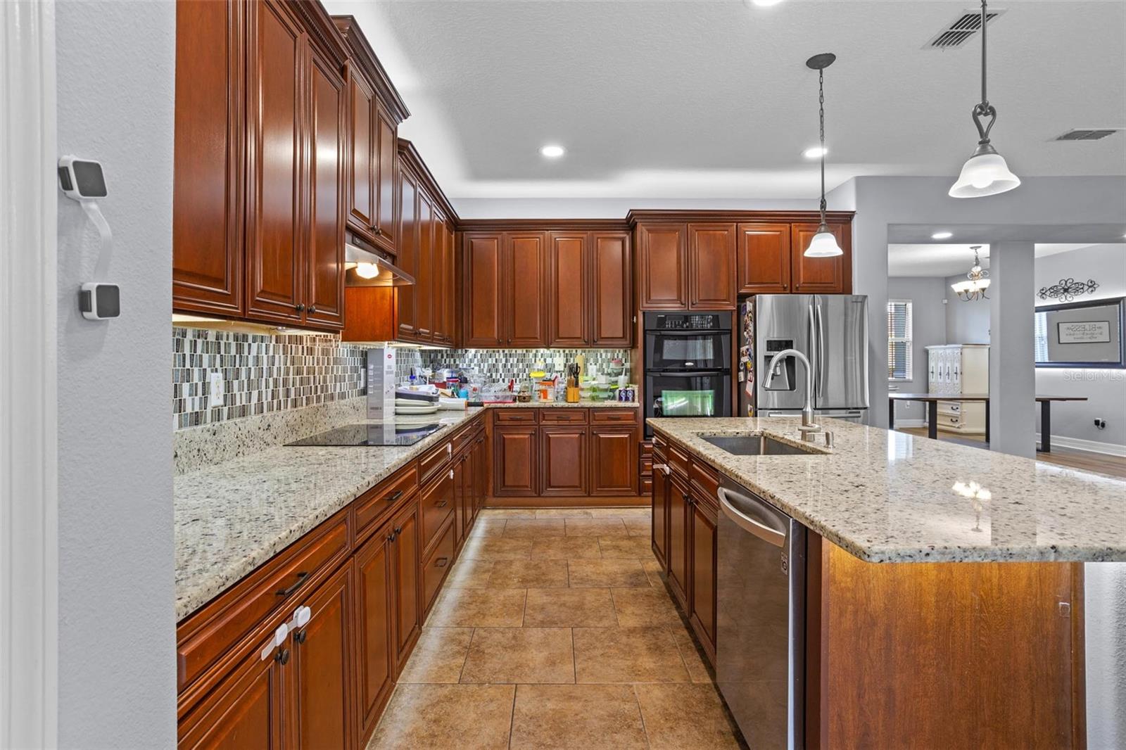 Image 9 of 48 For 552 Seaside Cove Street