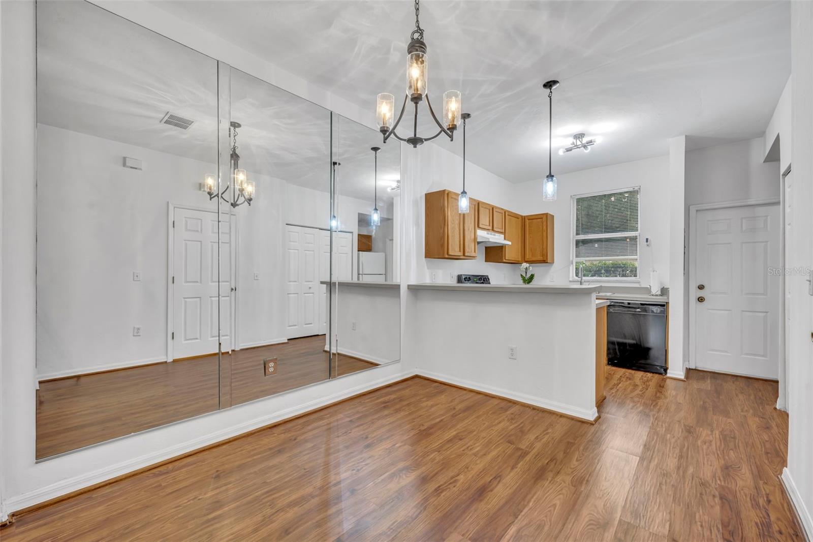 Image 9 of 30 For 3575 30th Way 119
