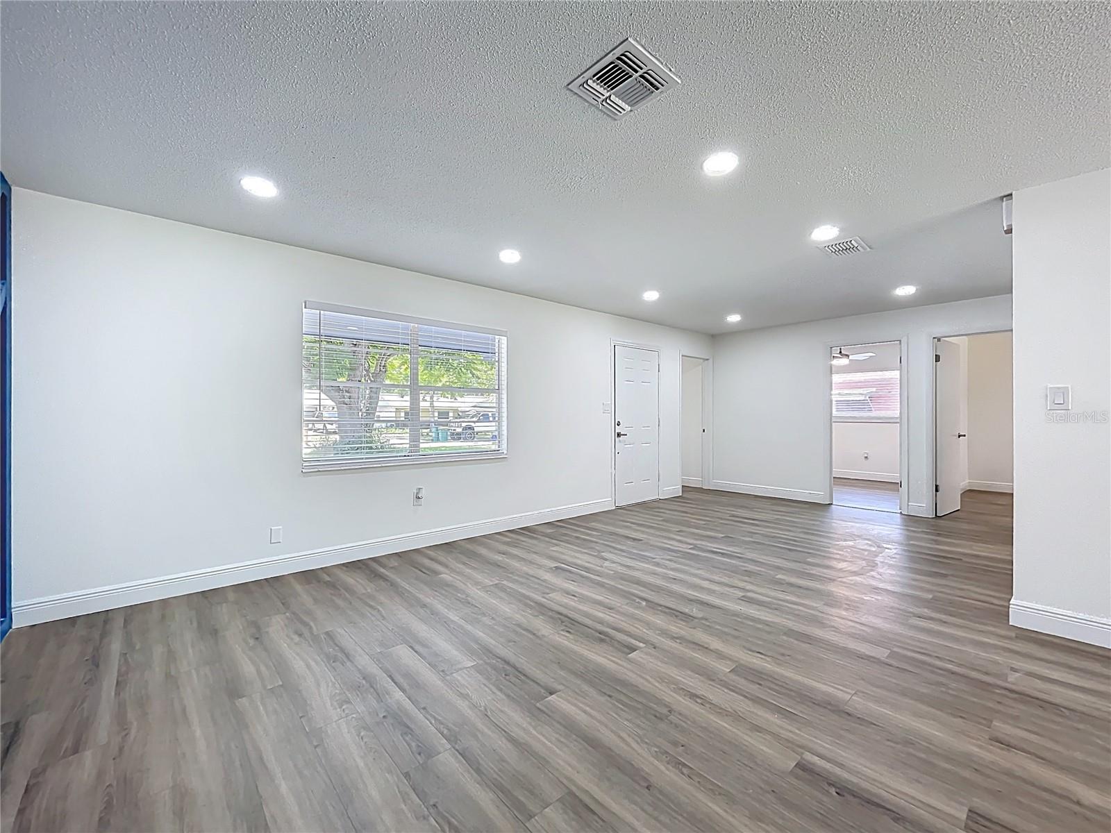 Image 3 of 12 For 1307 Jean Court
