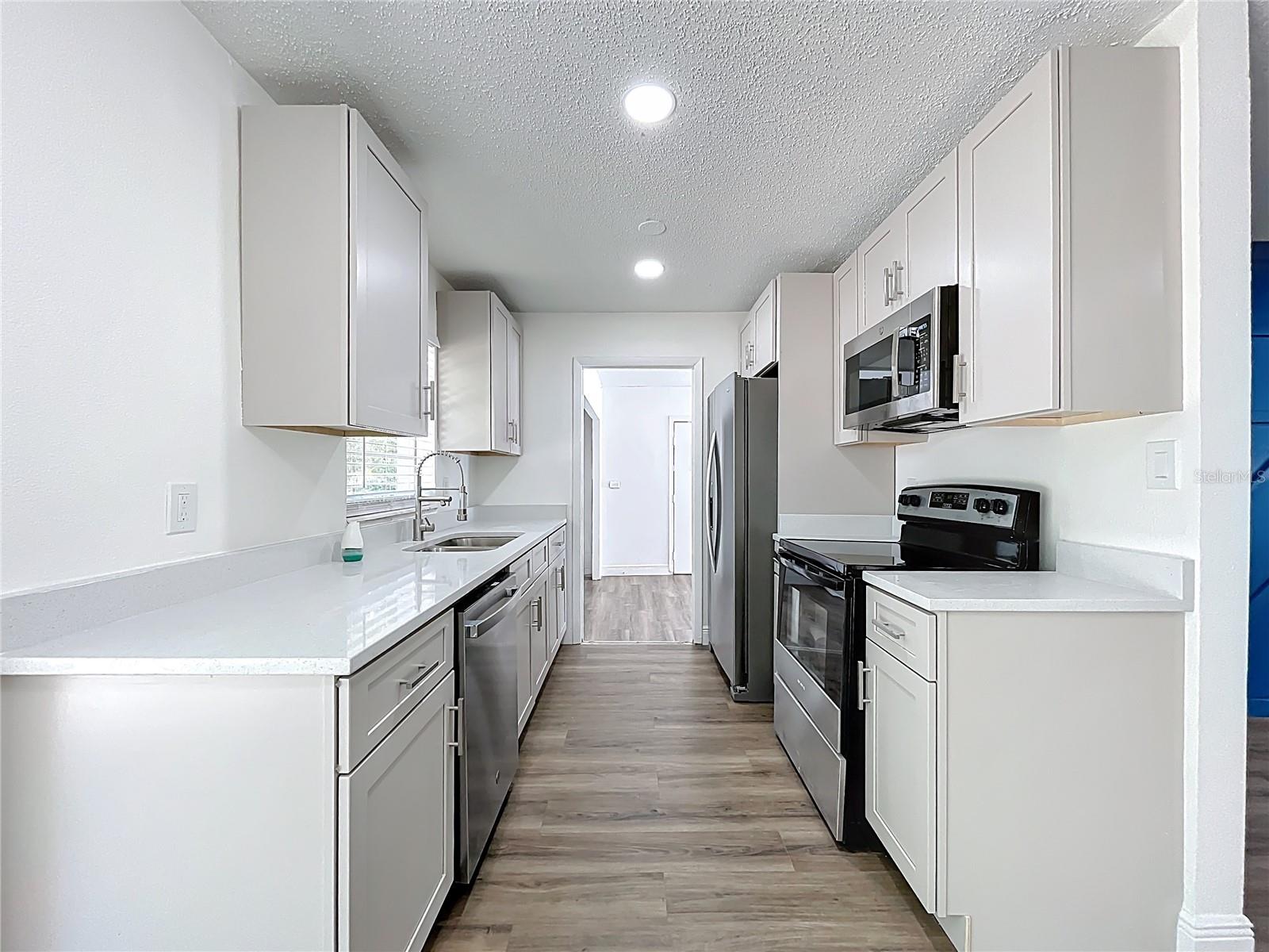 Image 4 of 12 For 1307 Jean Court