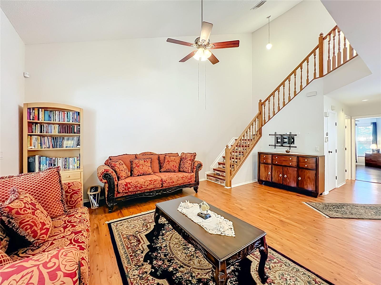 Image 10 of 51 For 709 Lighthouse Court