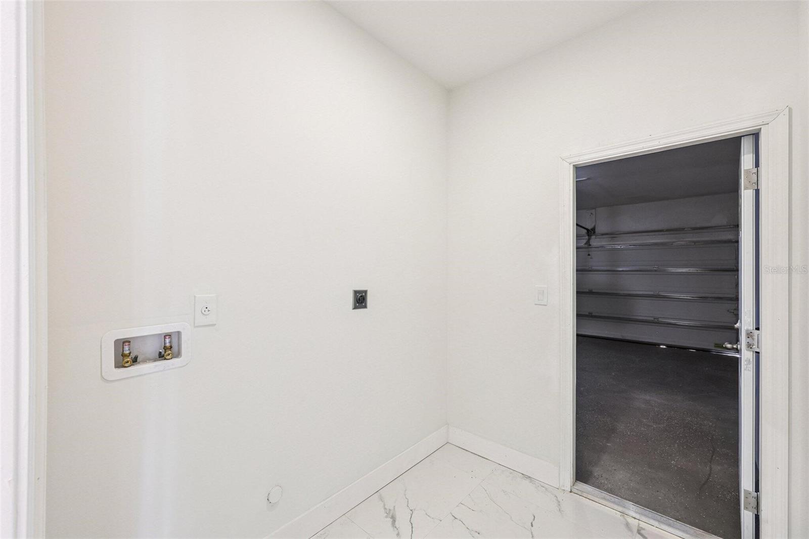 Image 12 of 25 For 1614 Abalom Street