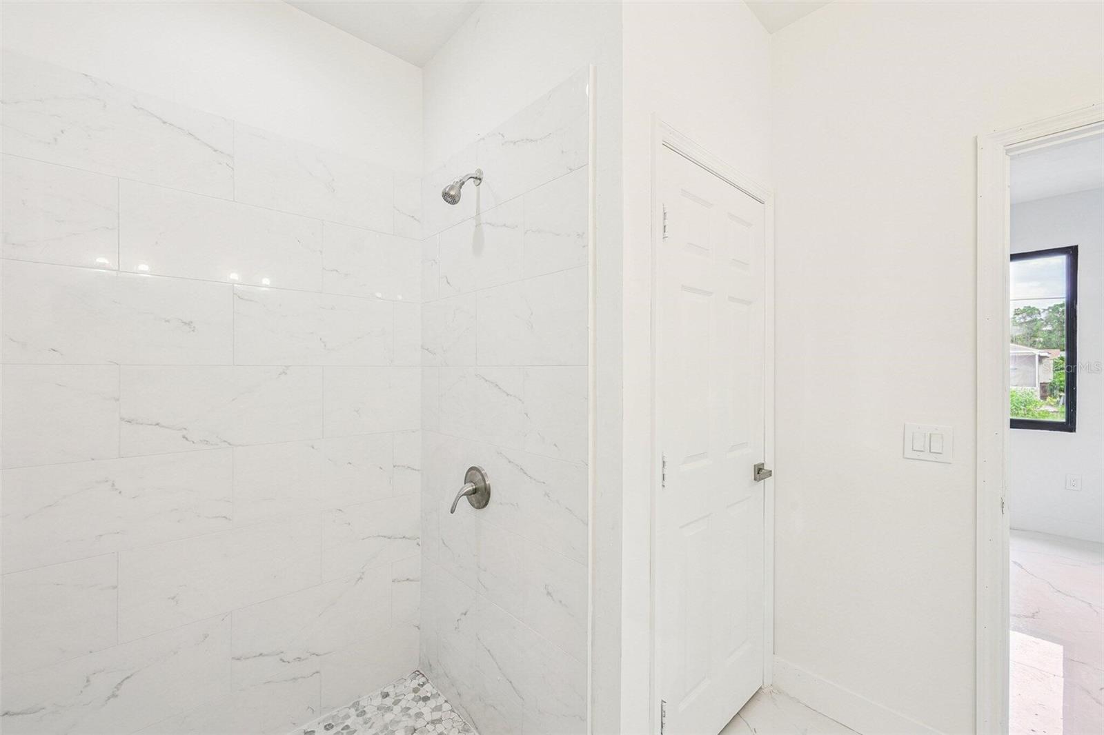 Image 16 of 25 For 1614 Abalom Street