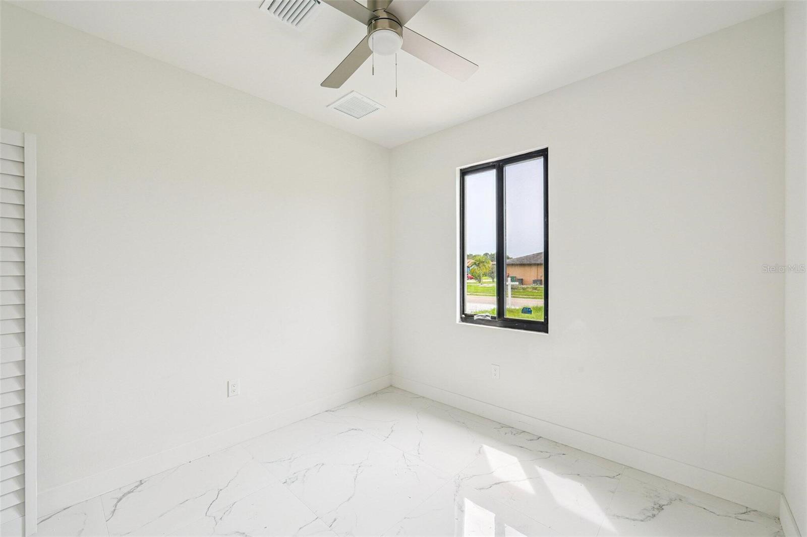 Image 18 of 25 For 1614 Abalom Street