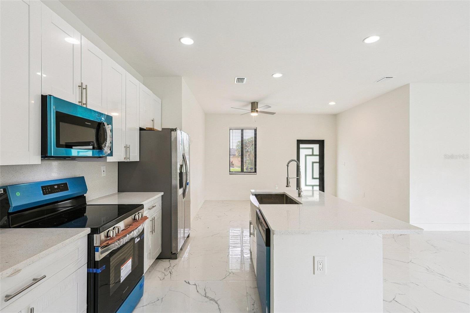 Image 7 of 25 For 1614 Abalom Street