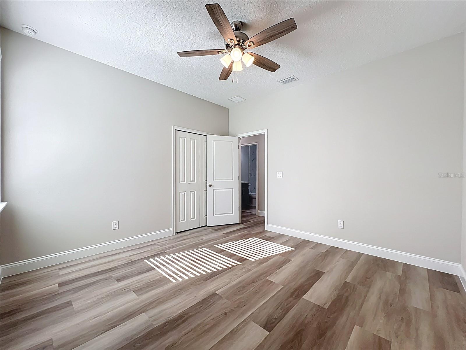 Image 14 of 27 For 5943 Bamboo Drive