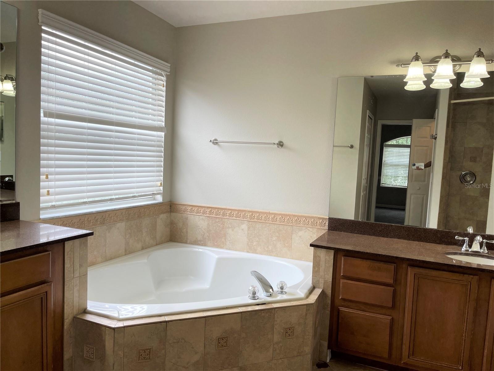Image 14 of 21 For 4455 Riverton Drive