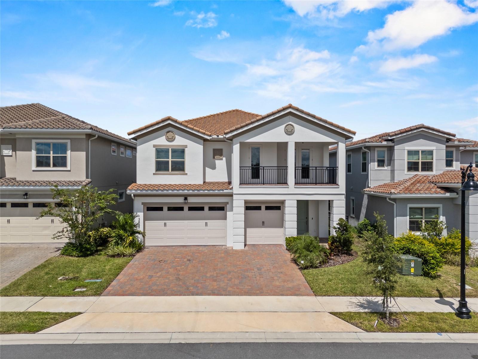 Image 4 of 83 For 13857 Larkton Lane