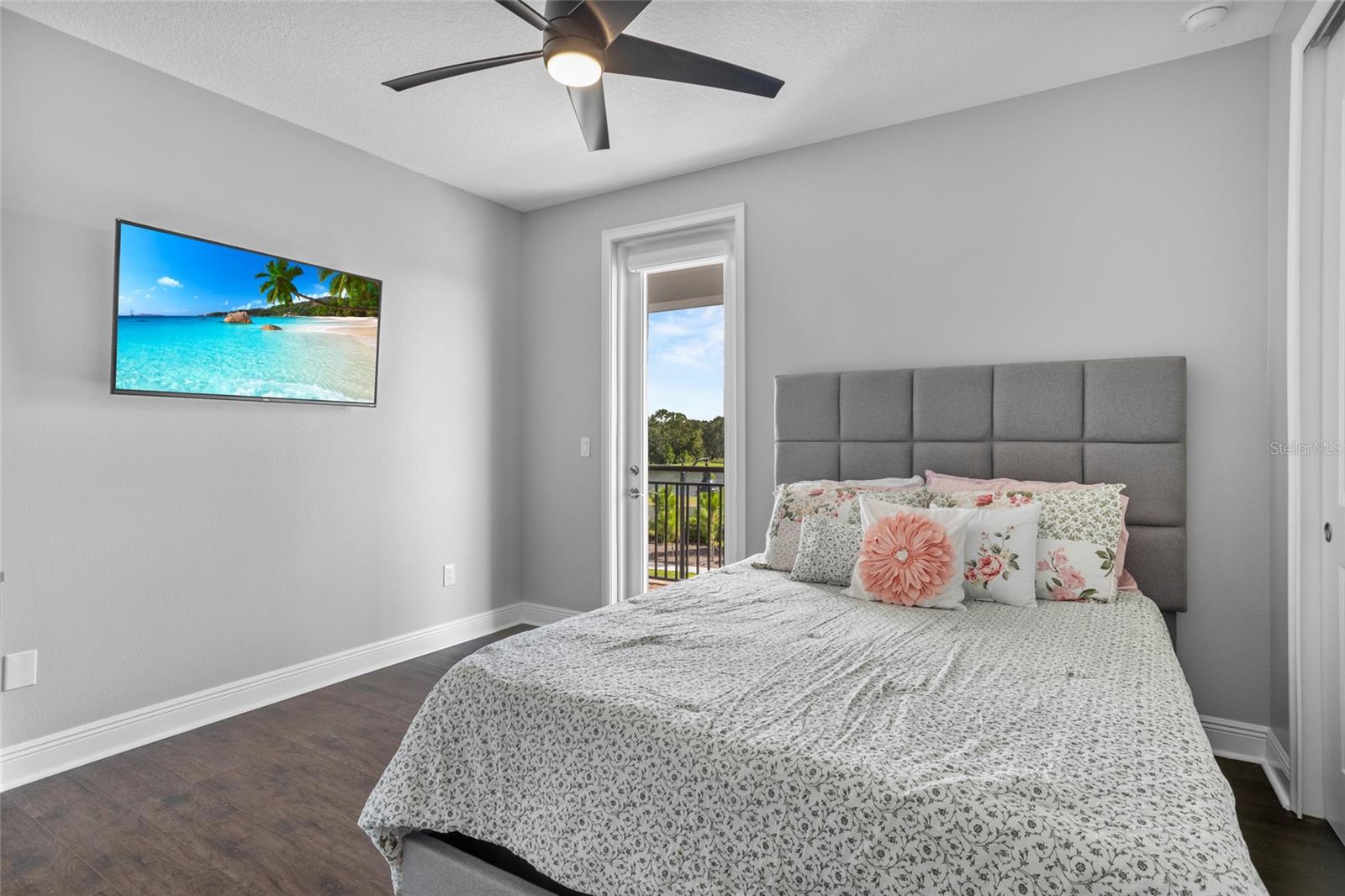 Image 43 of 83 For 13857 Larkton Lane
