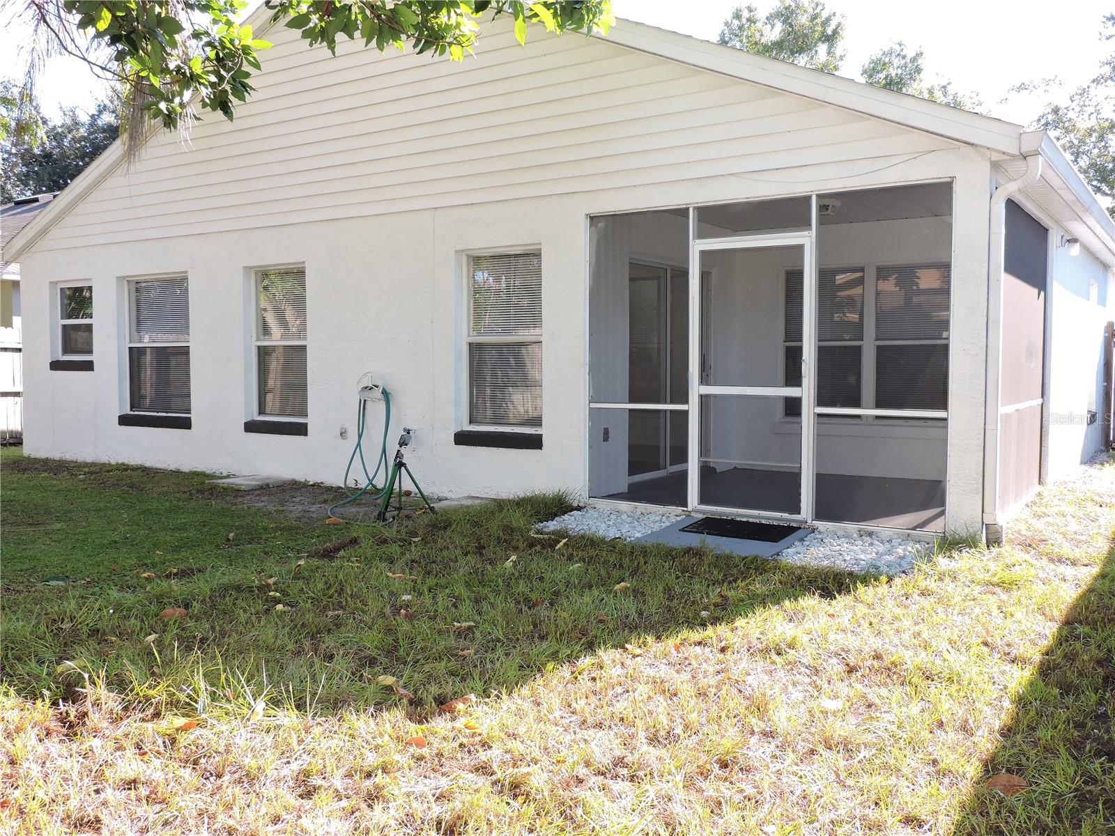 Image 18 of 20 For 464 Breezeway Drive