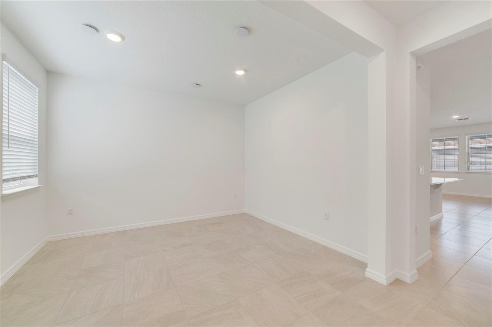 Image 10 of 26 For 663 Clark Street