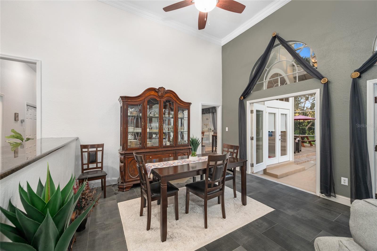 Image 7 of 57 For 5212 Timberview Terrace