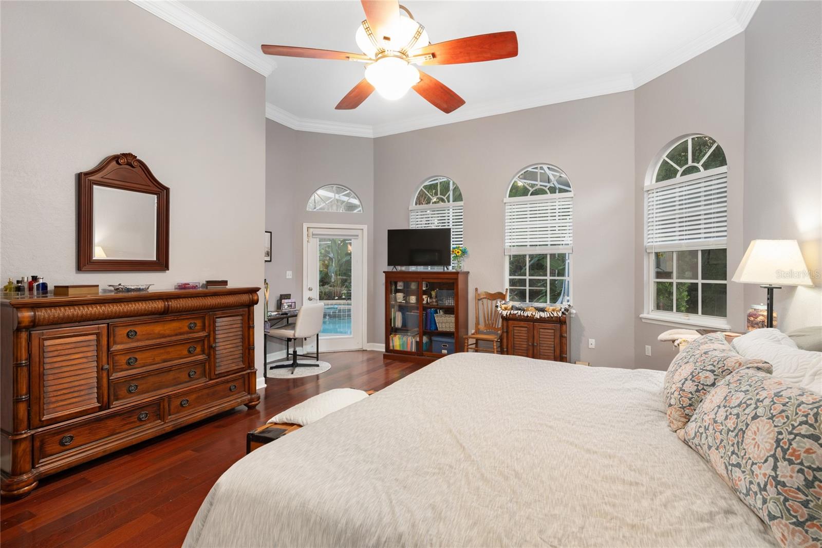 Image 9 of 57 For 5212 Timberview Terrace