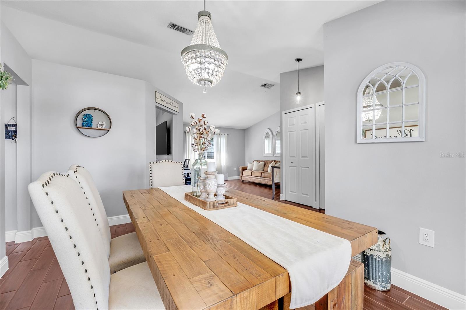 Image 16 of 43 For 5163 Log Wagon Rd