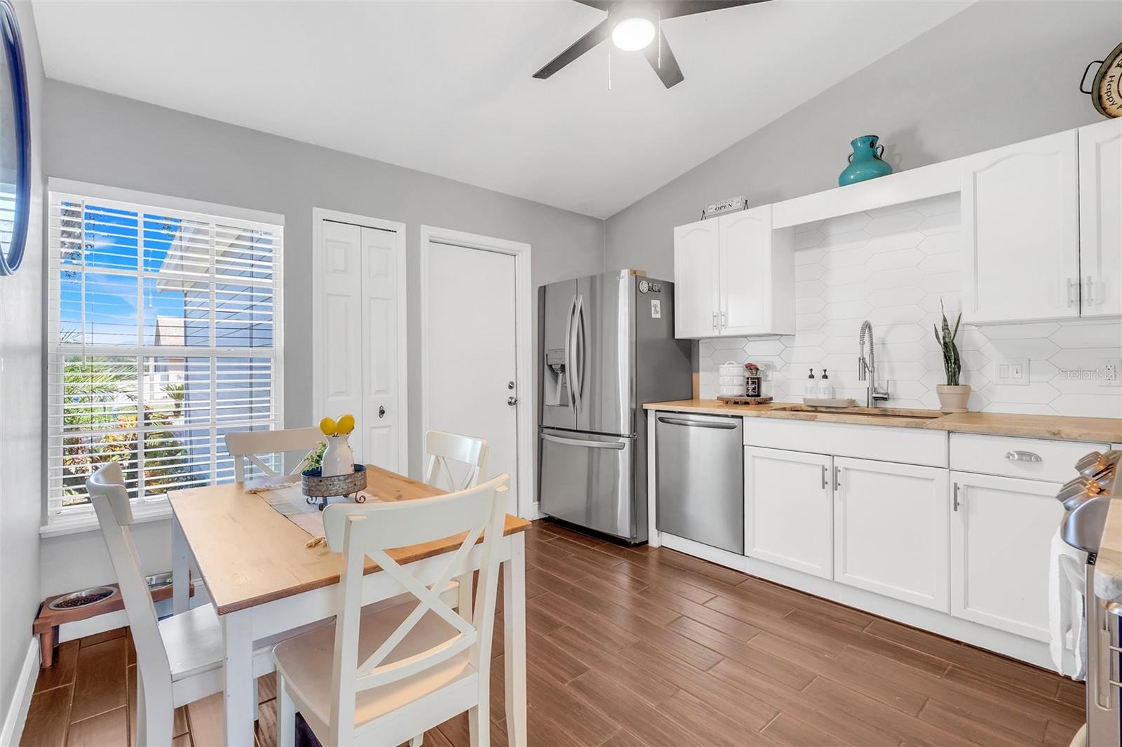 Image 19 of 43 For 5163 Log Wagon Rd