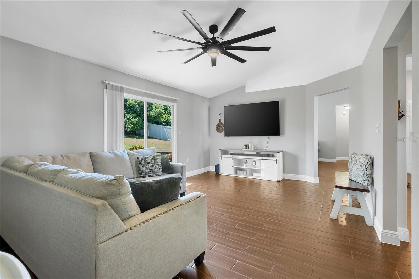 Image 7 of 43 For 5163 Log Wagon Rd