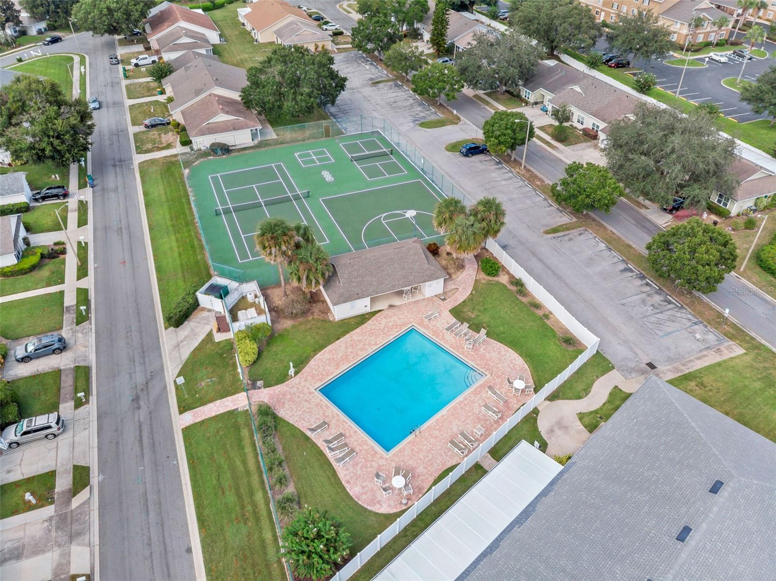 Image 49 of 51 For 1559 Grove Court