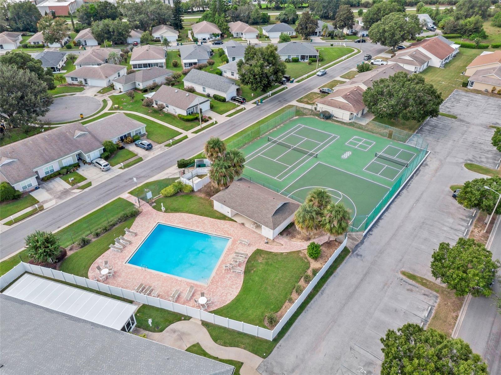 Image 50 of 51 For 1559 Grove Court