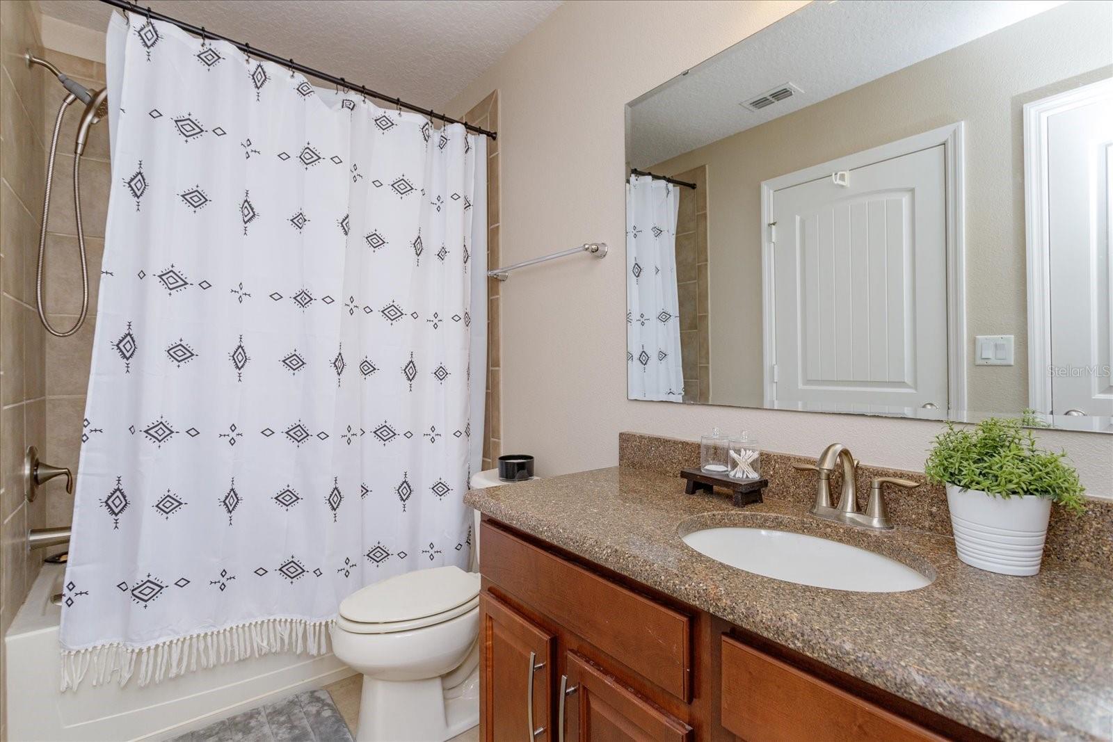 Image 18 of 26 For 14556 Porter Road
