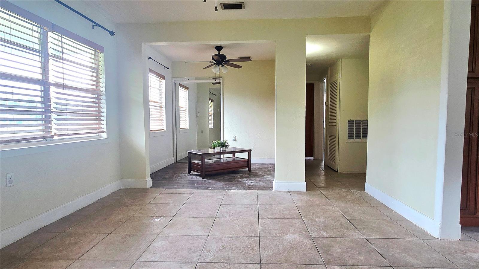 Image 4 of 24 For 1003 Pinedale Road