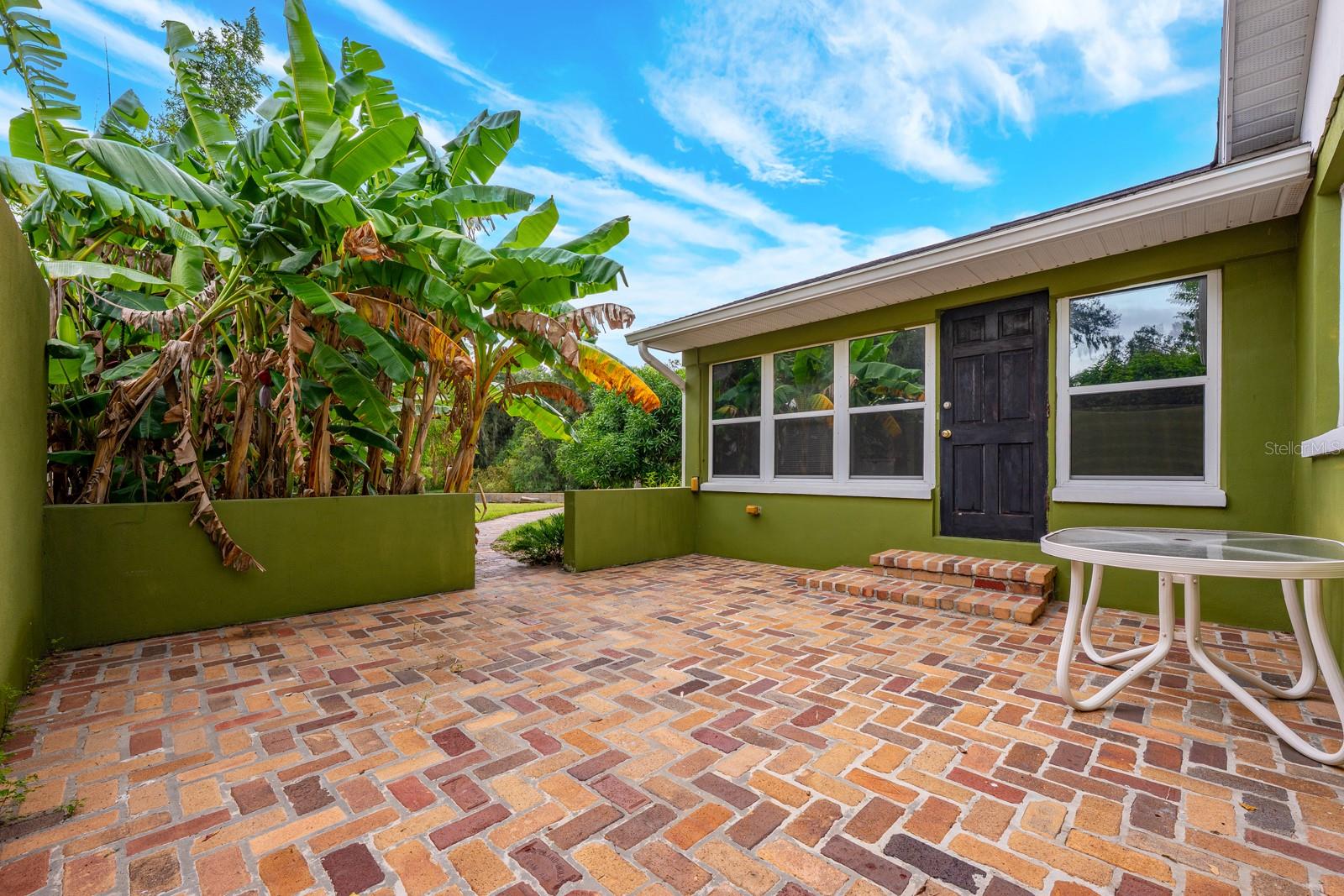 Image 18 of 52 For 1144 Palma Drive
