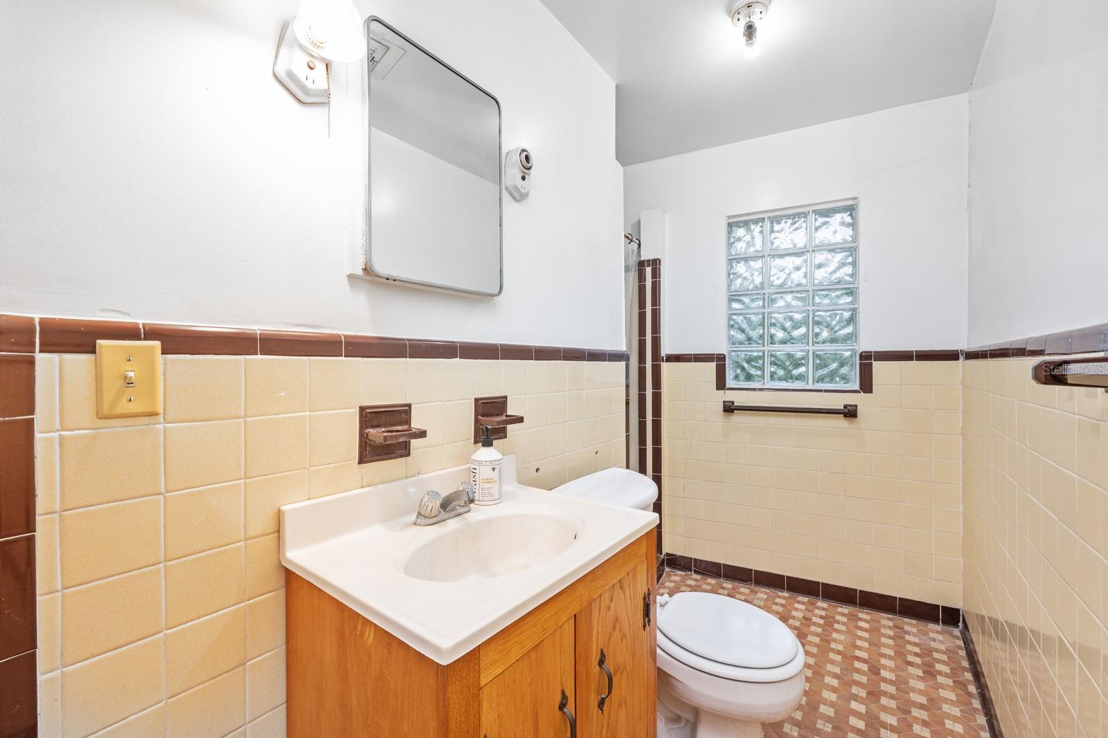 Image 47 of 52 For 1144 Palma Drive