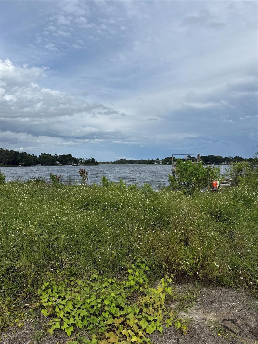 Image 3 of 4 For 5775 Chipola Circle