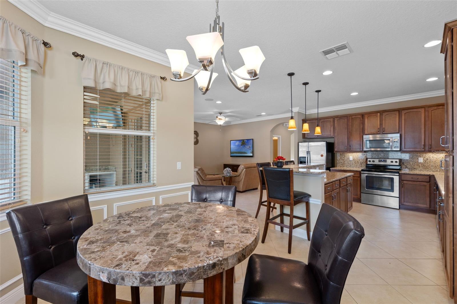 Image 15 of 34 For 4414 Azure Isle Way