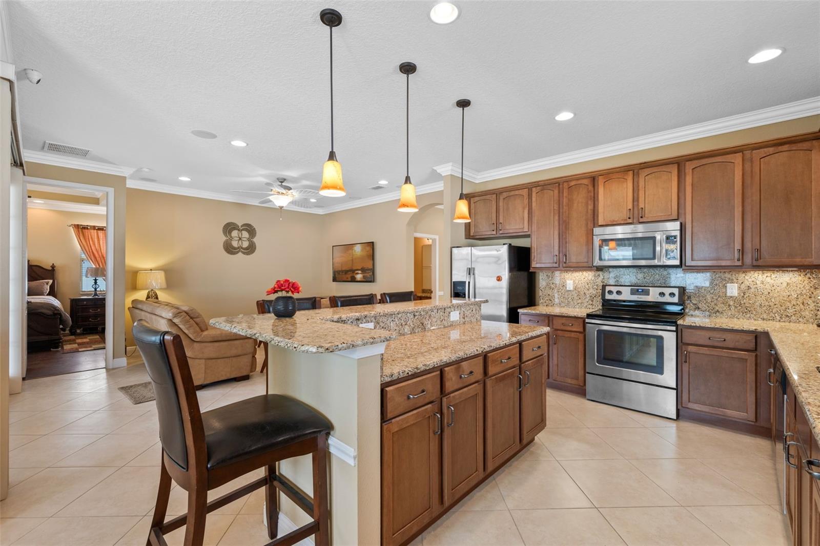 Image 16 of 34 For 4414 Azure Isle Way