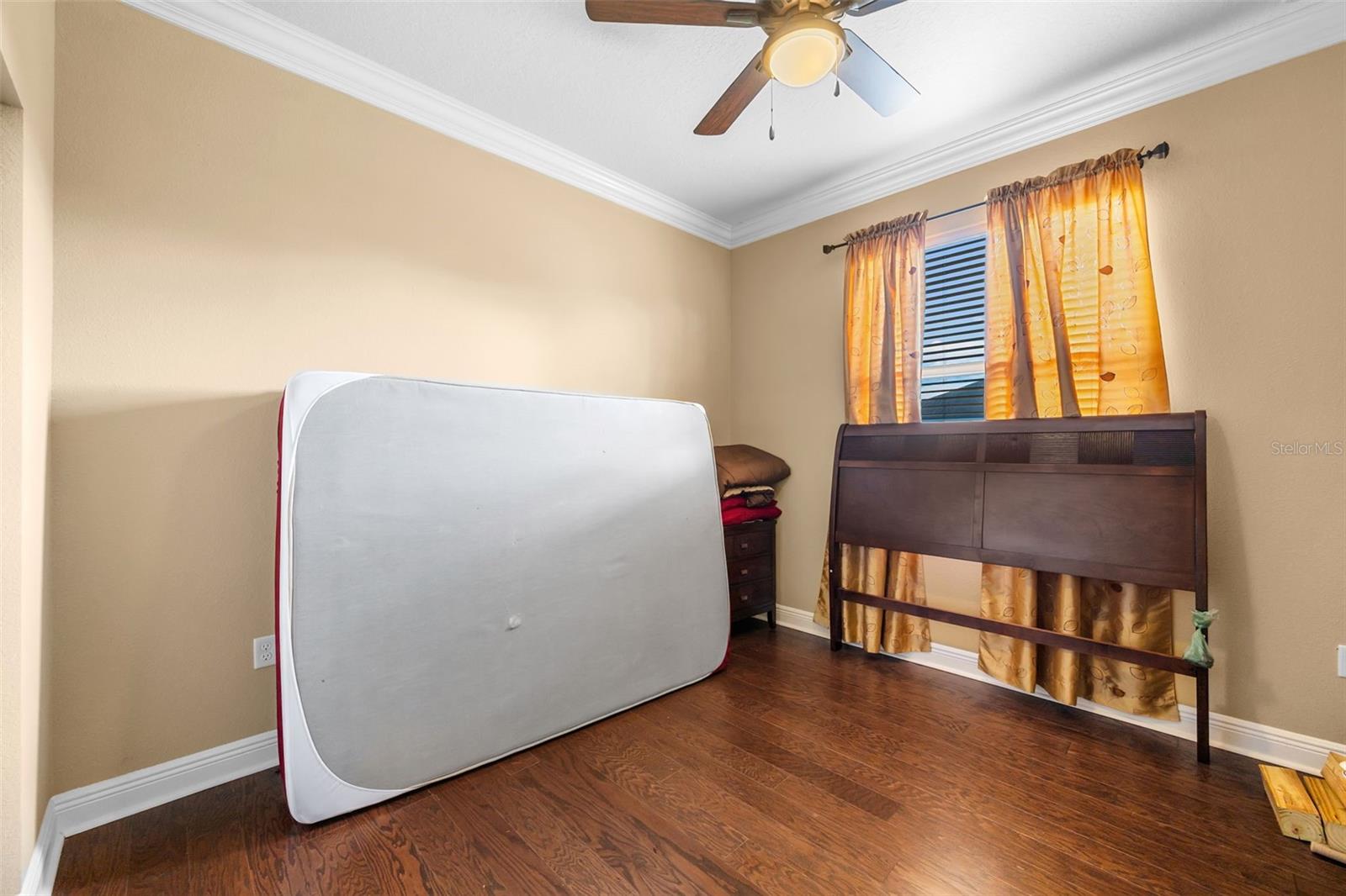 Image 29 of 34 For 4414 Azure Isle Way