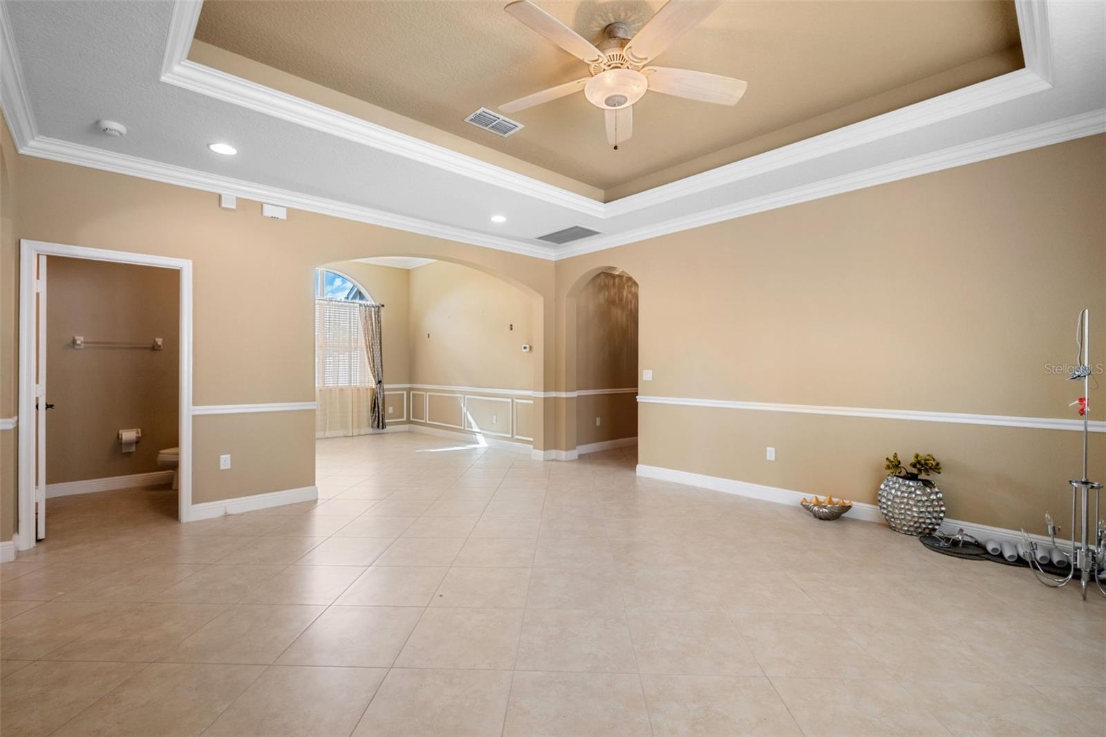 Image 8 of 34 For 4414 Azure Isle Way