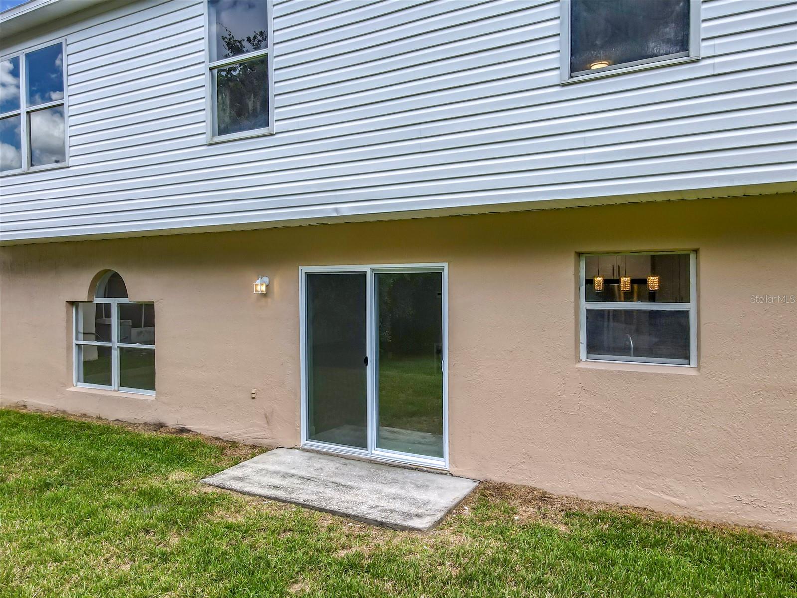 Image 72 of 80 For 11963 Bentry Street