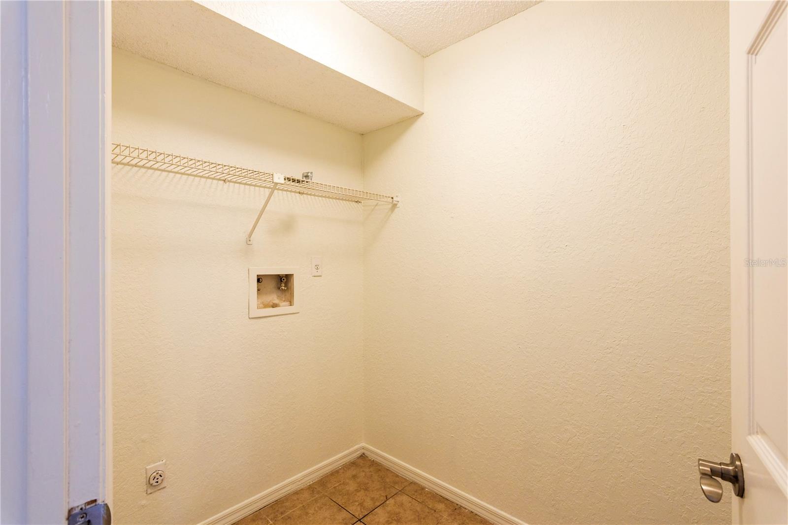 Image 10 of 22 For 2941 Antique Oaks Circle 79