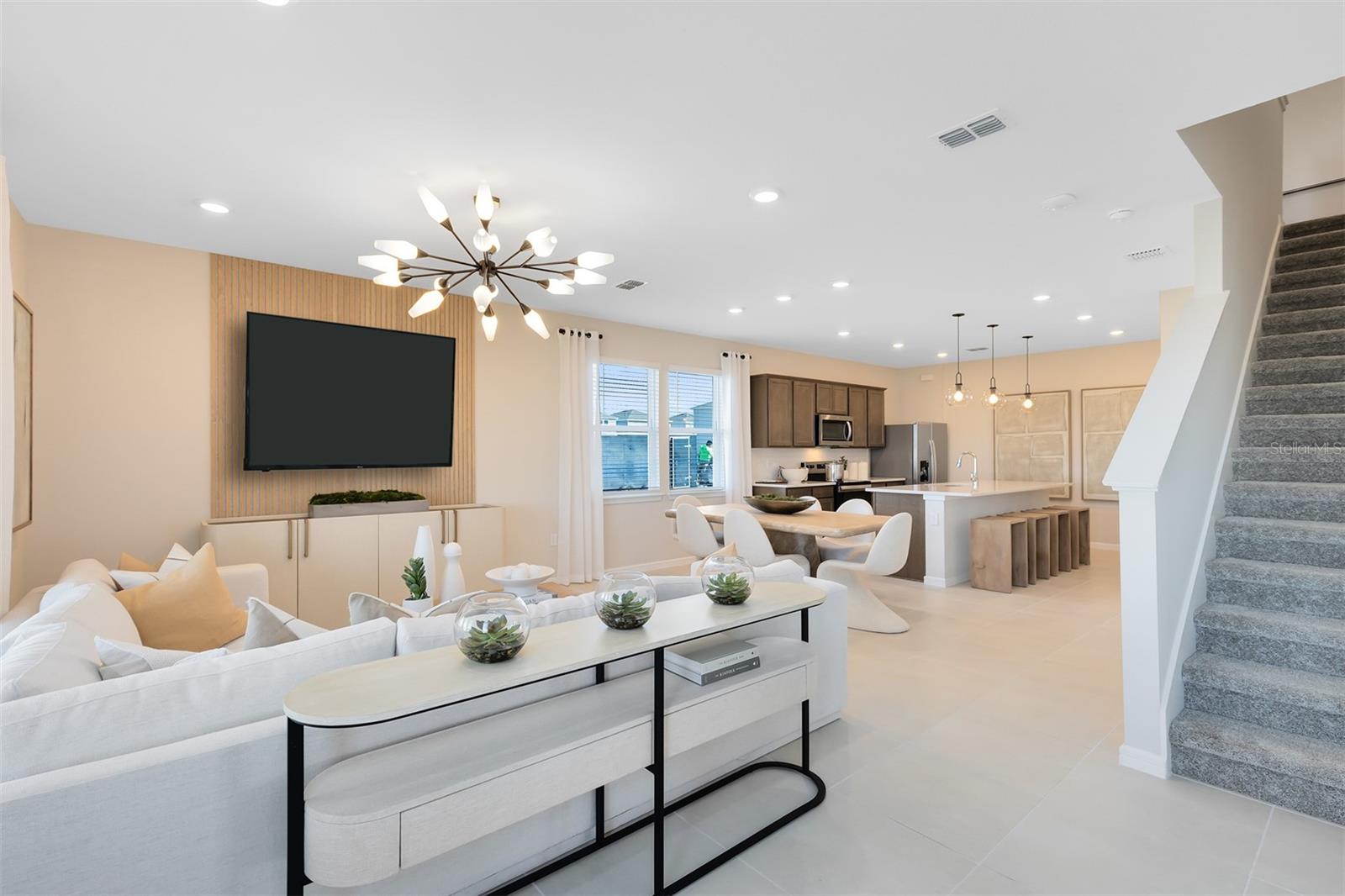 Image 4 of 28 For 2322 Southbury Drive