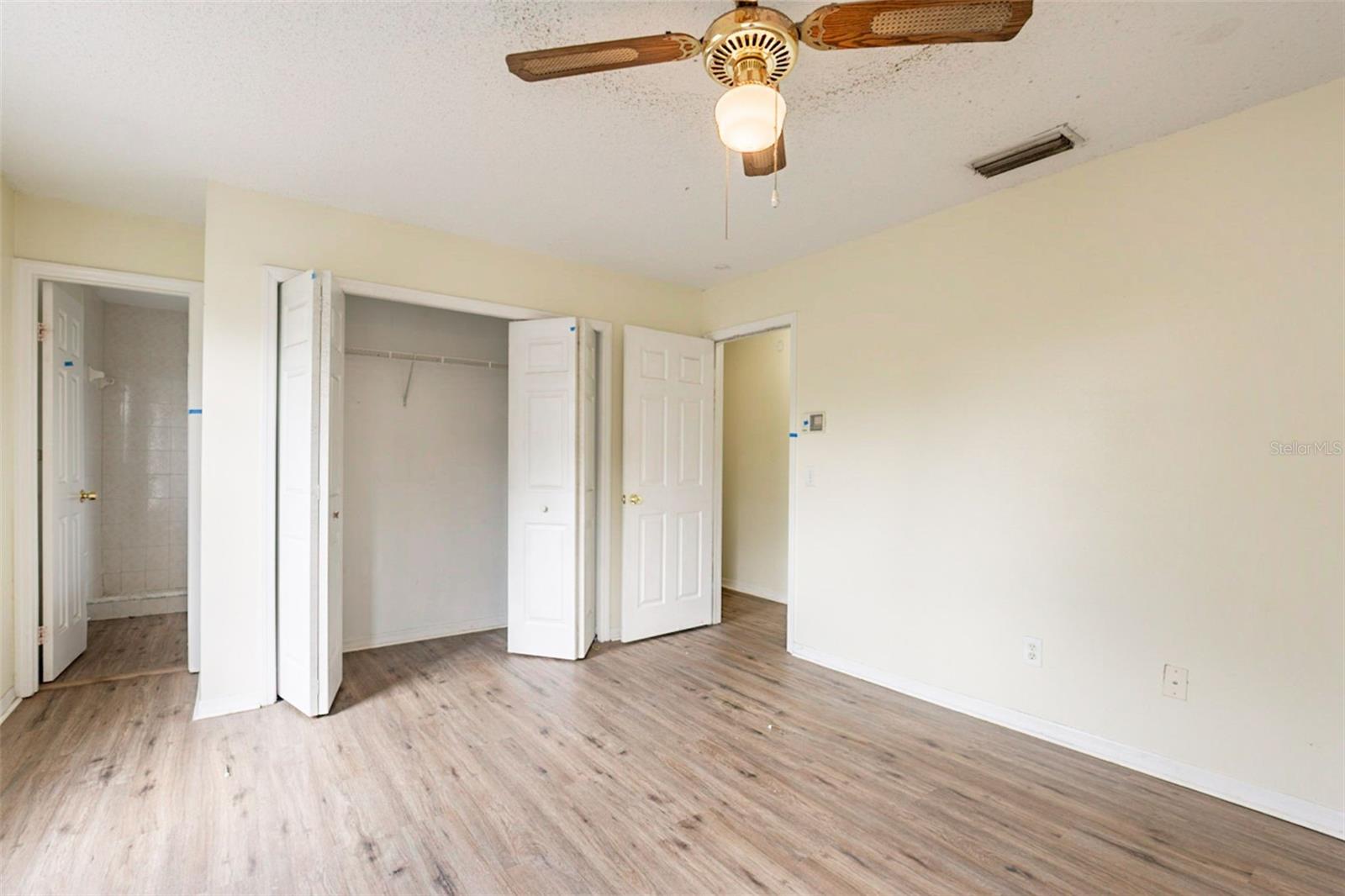 Image 28 of 36 For 9718 Fox Hollow Road