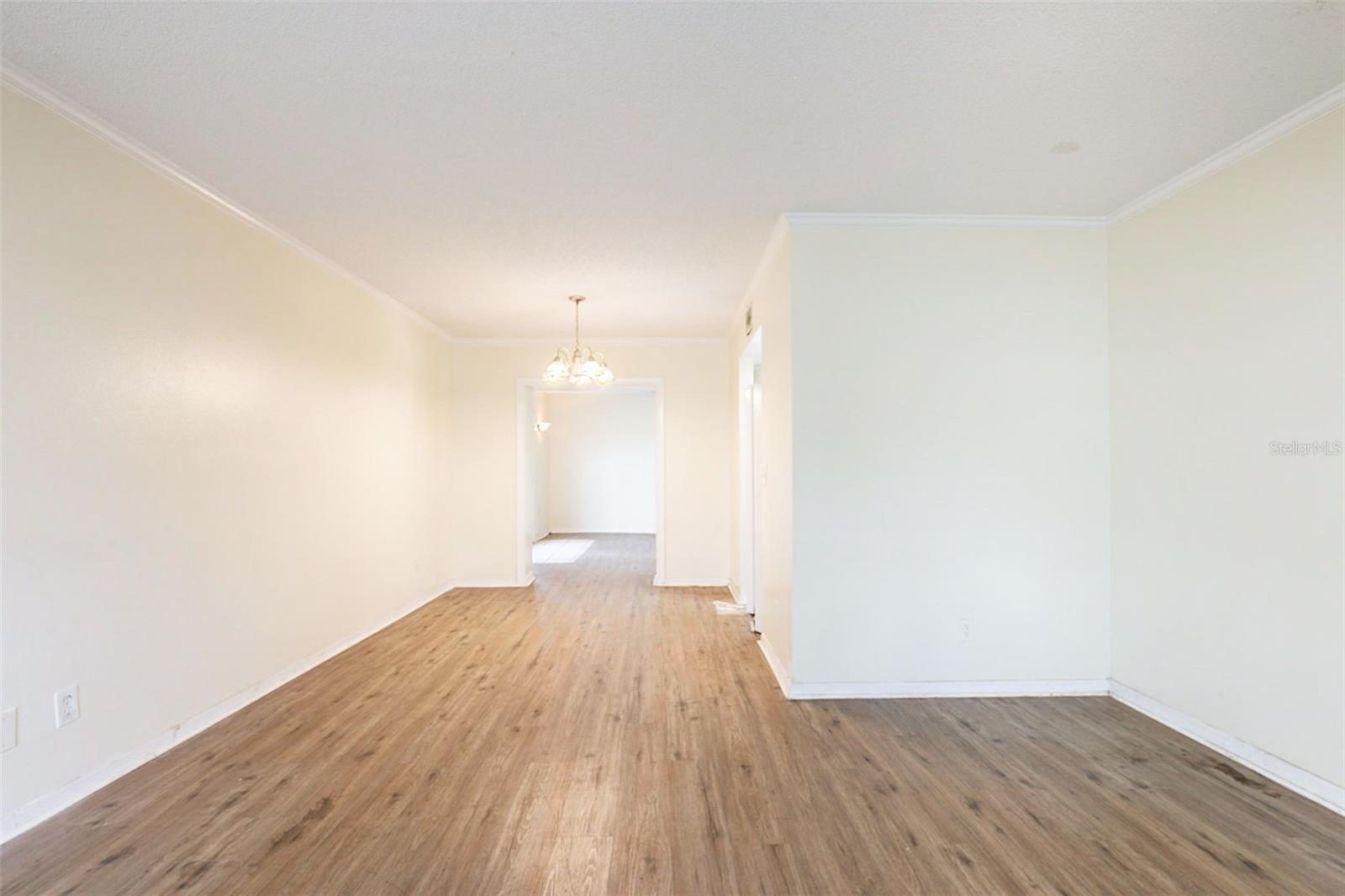 Image 6 of 36 For 9718 Fox Hollow Road