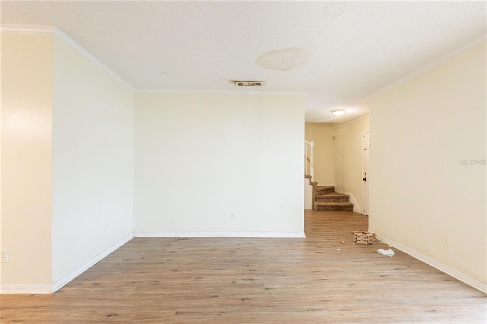 Image 8 of 36 For 9718 Fox Hollow Road