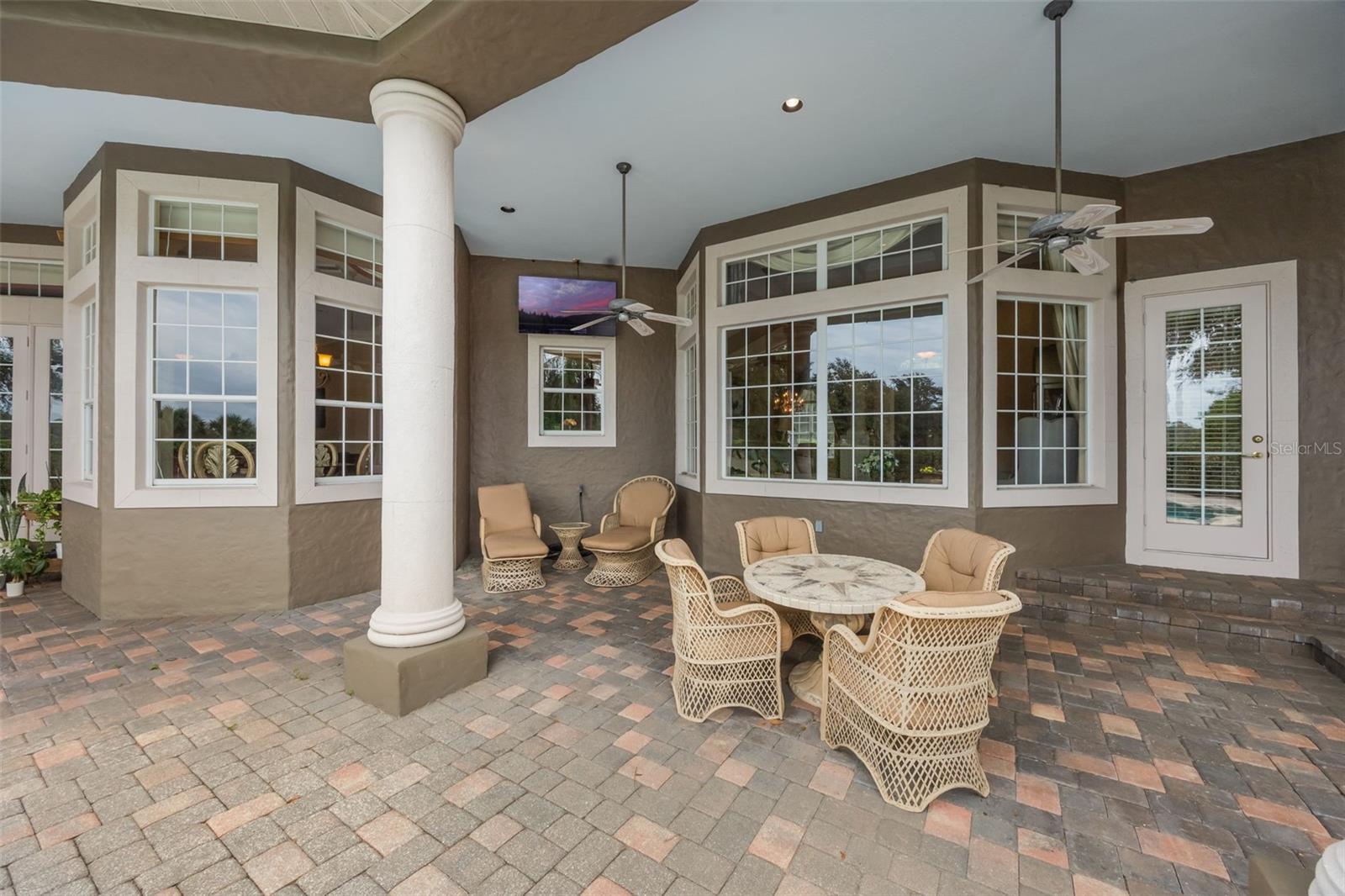 Image 18 of 89 For 6102 Hampshire Court